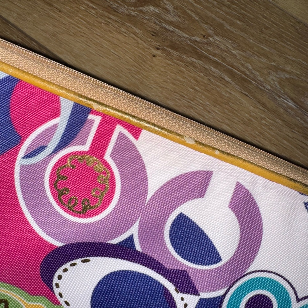 Coach Purple and Pink Laptop Bag with Playful Design - Picture 3 of 4